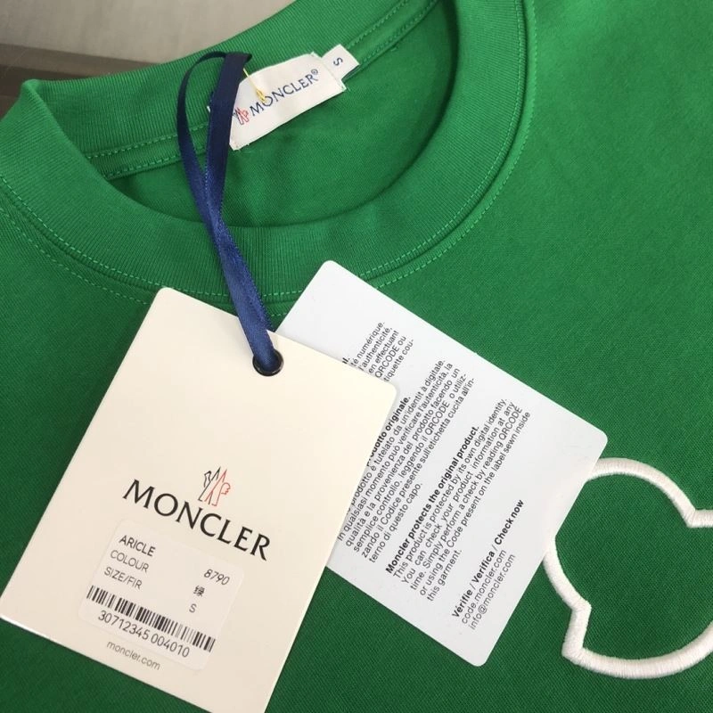 Moncler T-Shirts Thermal 142959