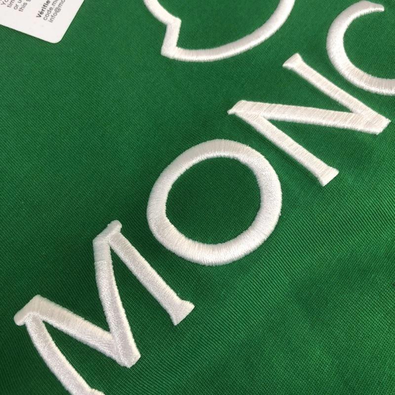 Moncler T-Shirts Thermal 142959