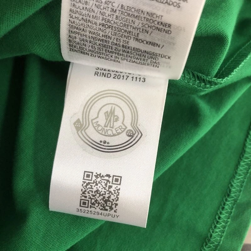 Moncler T-Shirts Thermal 142959