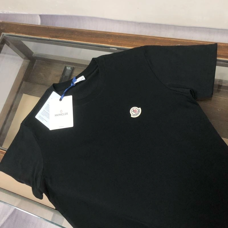 Moncler T-Shirts SoftTouch 142961