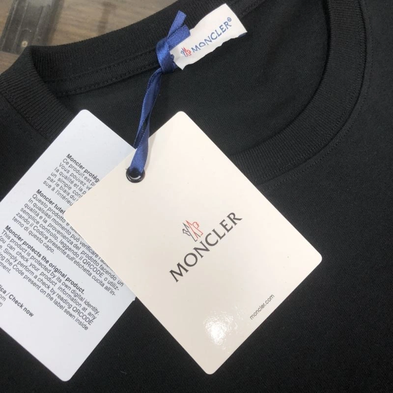 Moncler T-Shirts SoftTouch 142961
