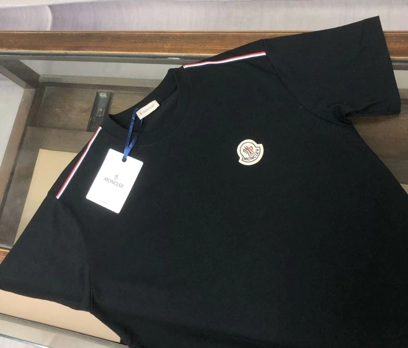 TravelReady Moncler T-Shirts 142964
