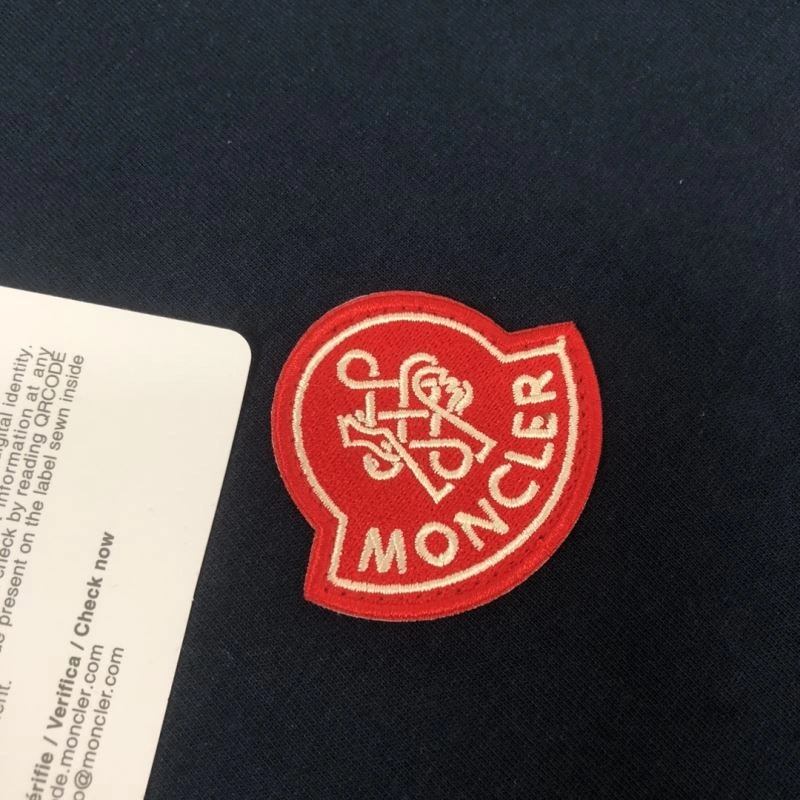 Classic Moncler T-Shirts 142940