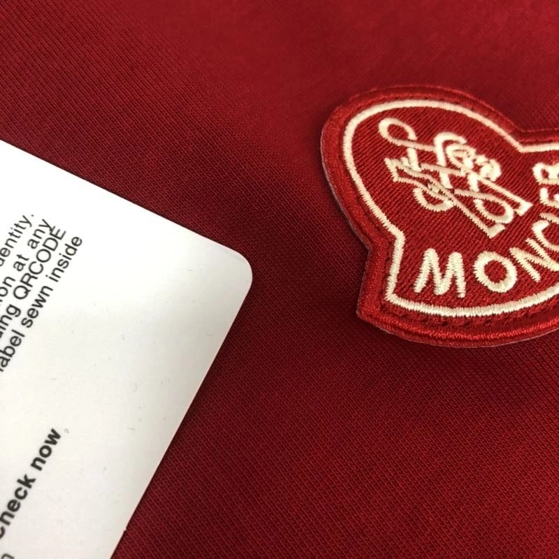 Versatile Moncler T-Shirts 142968