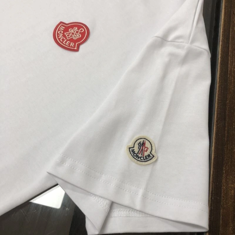 Moncler T-Shirts Casual 142962