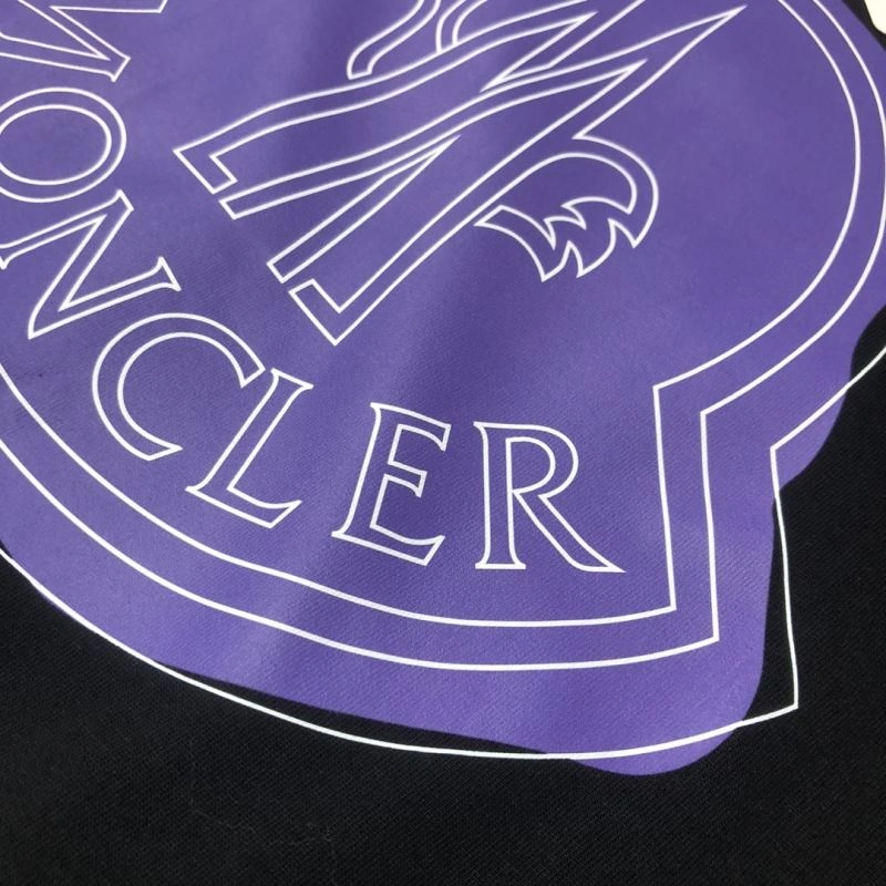Resilient Moncler T-Shirts 142941