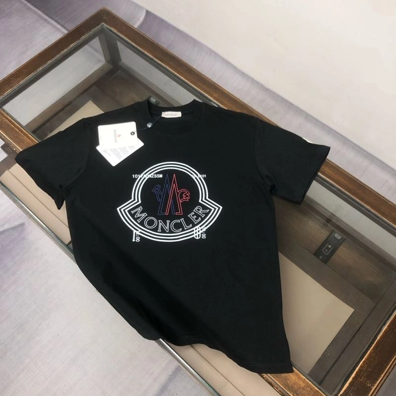 Moncler T-Shirts Cozy 142942