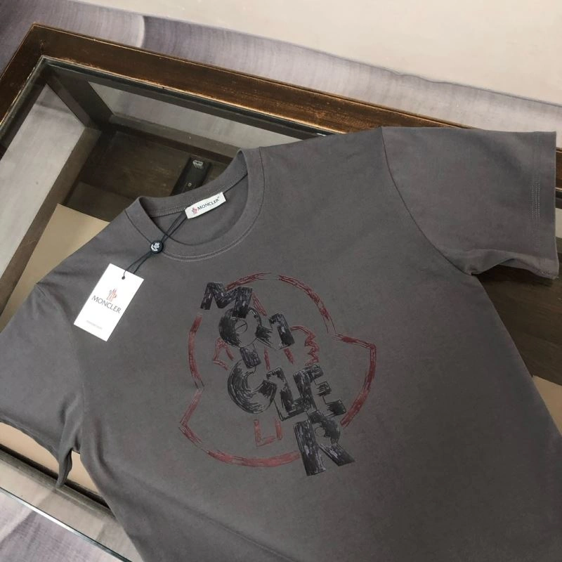 Moncler T-Shirts Cozy 142931