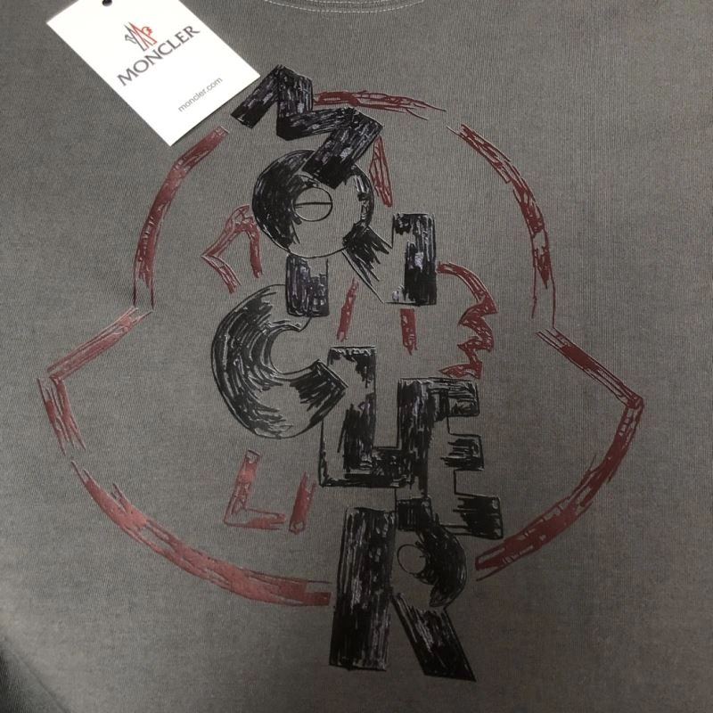 Moncler T-Shirts Cozy 142931