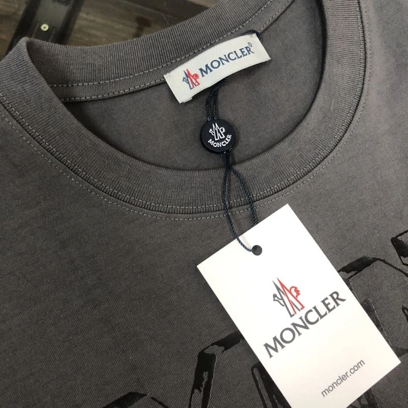Moncler T-Shirts NewStyle 142927