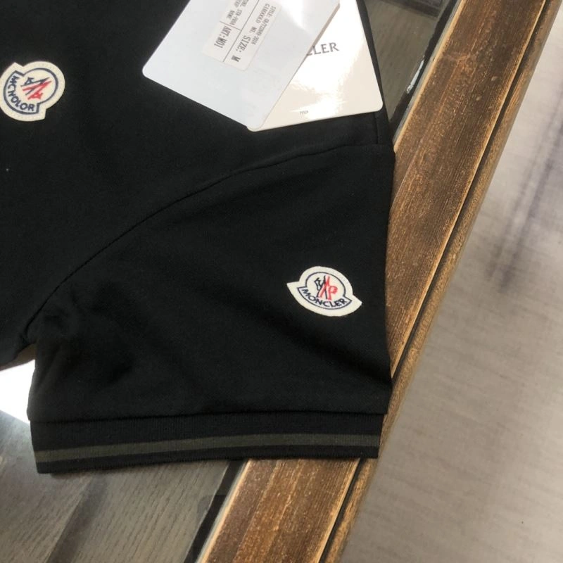 Neat Moncler T-Shirts 142913