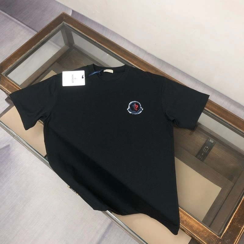 Snug Moncler T-Shirts 142928