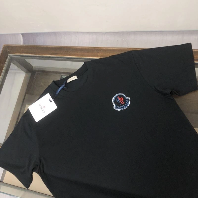 Snug Moncler T-Shirts 142928