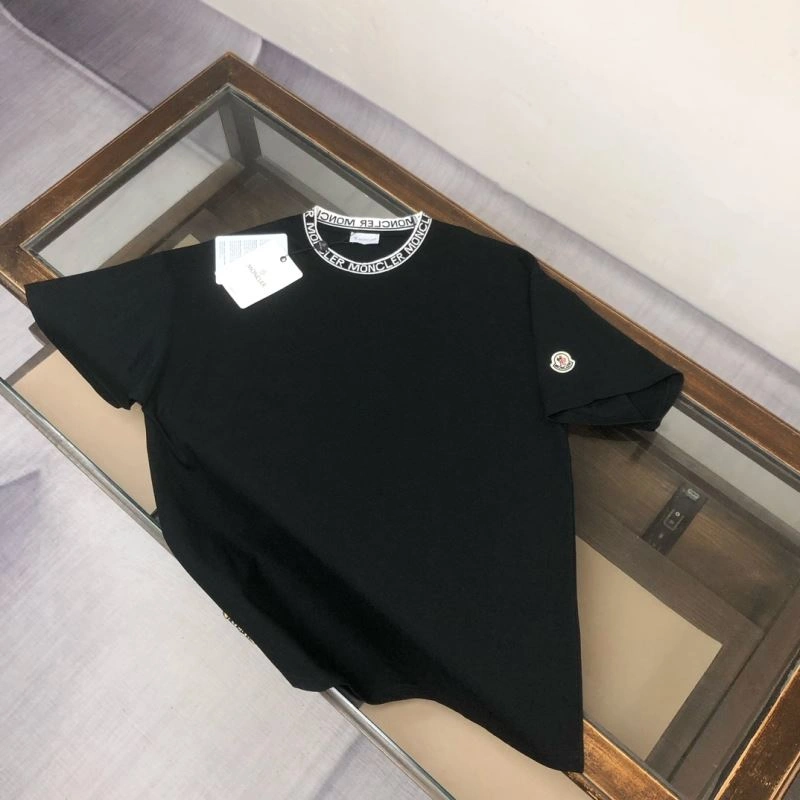 AllSeason Moncler T-Shirts 142907