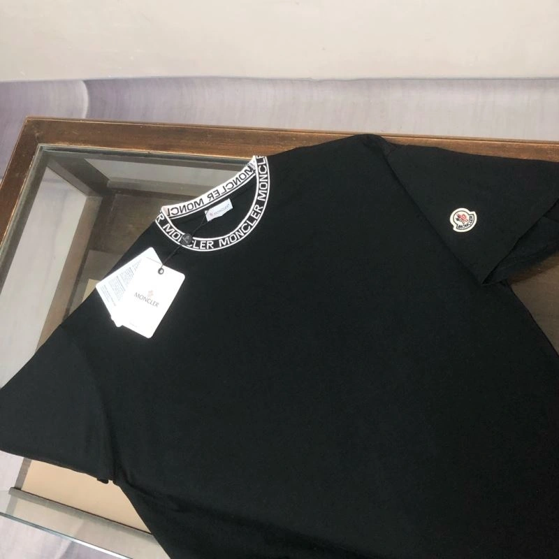 AllSeason Moncler T-Shirts 142907