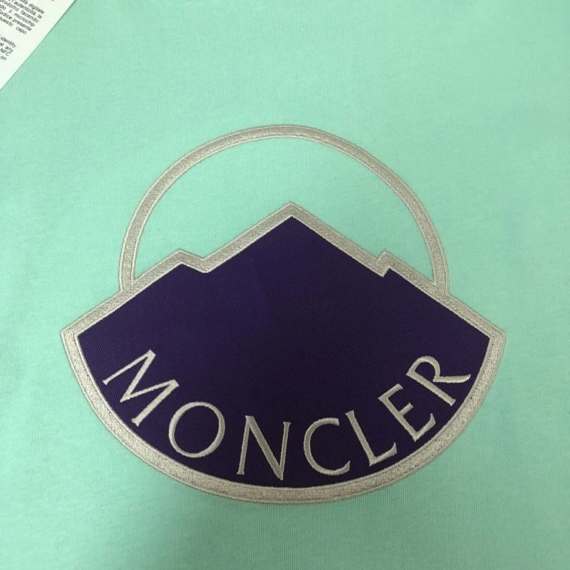 Moncler T-Shirts Chic 142903
