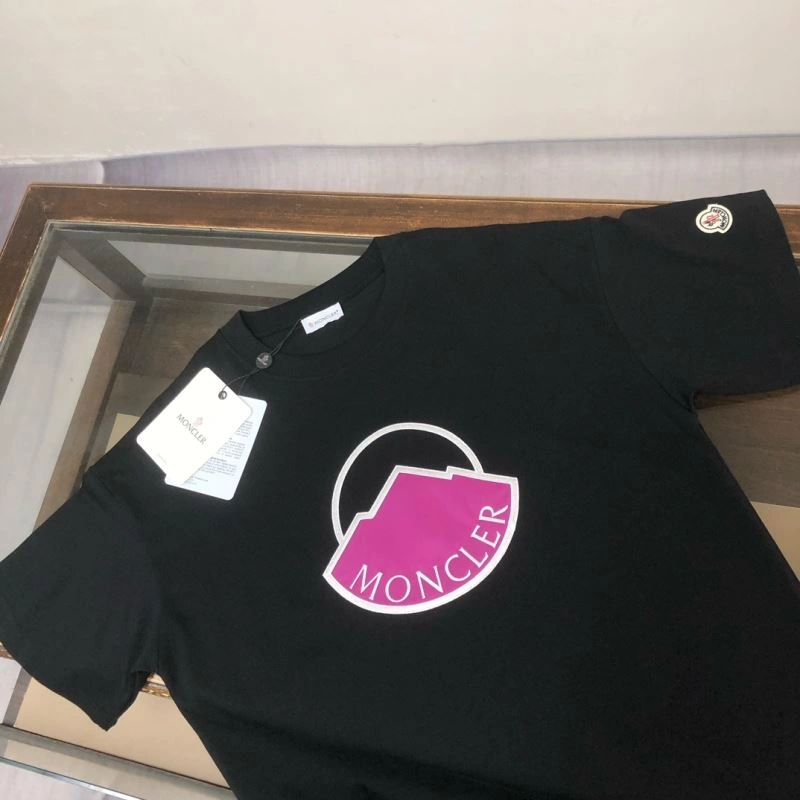 Bold Moncler T-Shirts 142906