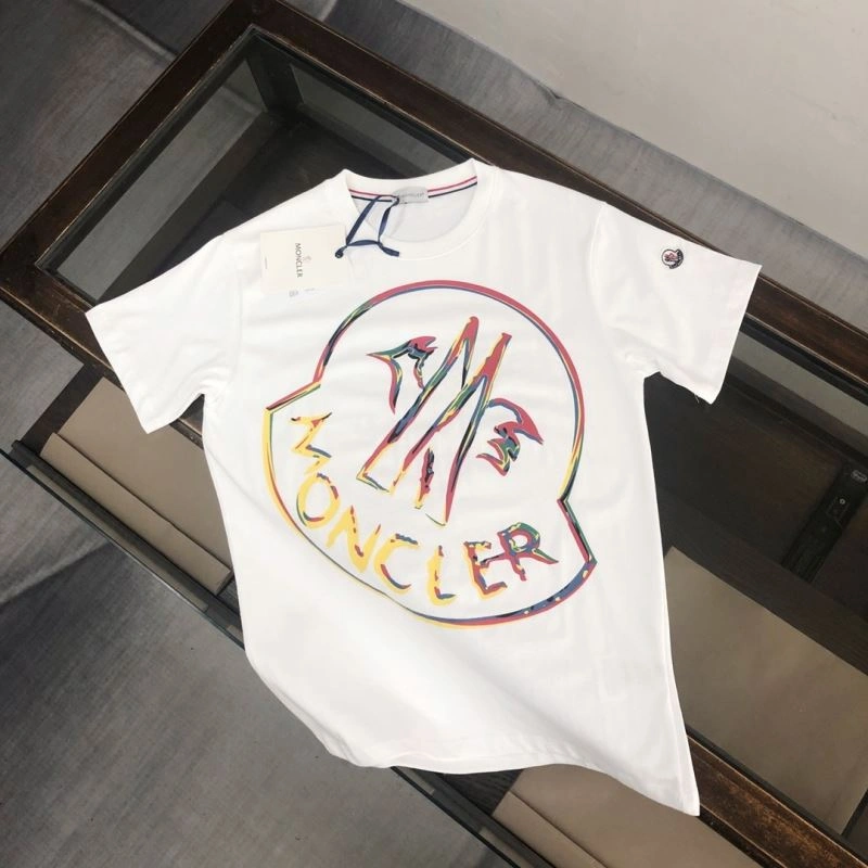 Moncler T-Shirts Sporty 142910