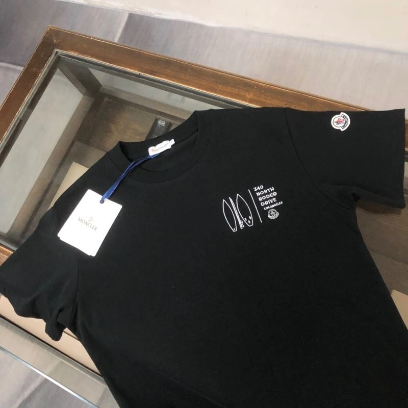 Unisex Moncler T-Shirts 142897