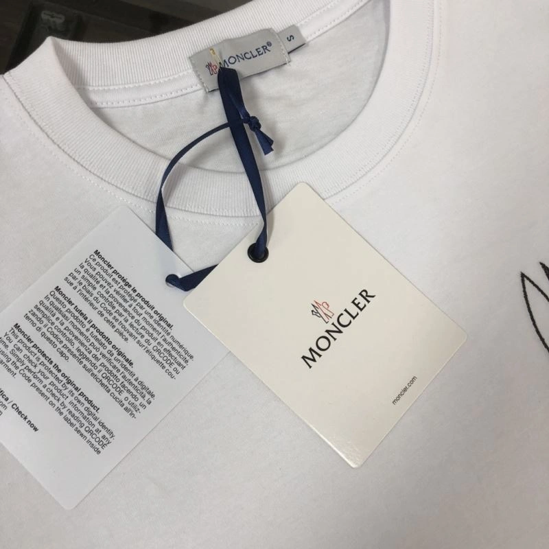 ZipUp Moncler T-Shirts 142922