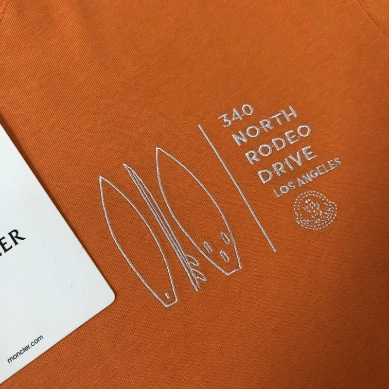 DailyWear Moncler T-Shirts 142904
