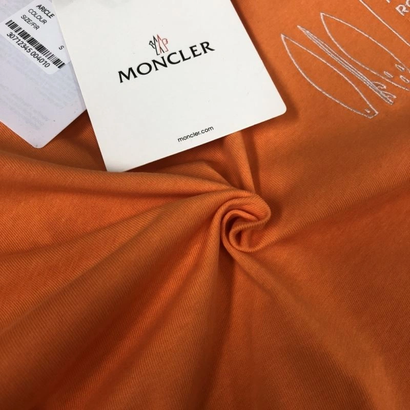 DailyWear Moncler T-Shirts 142904