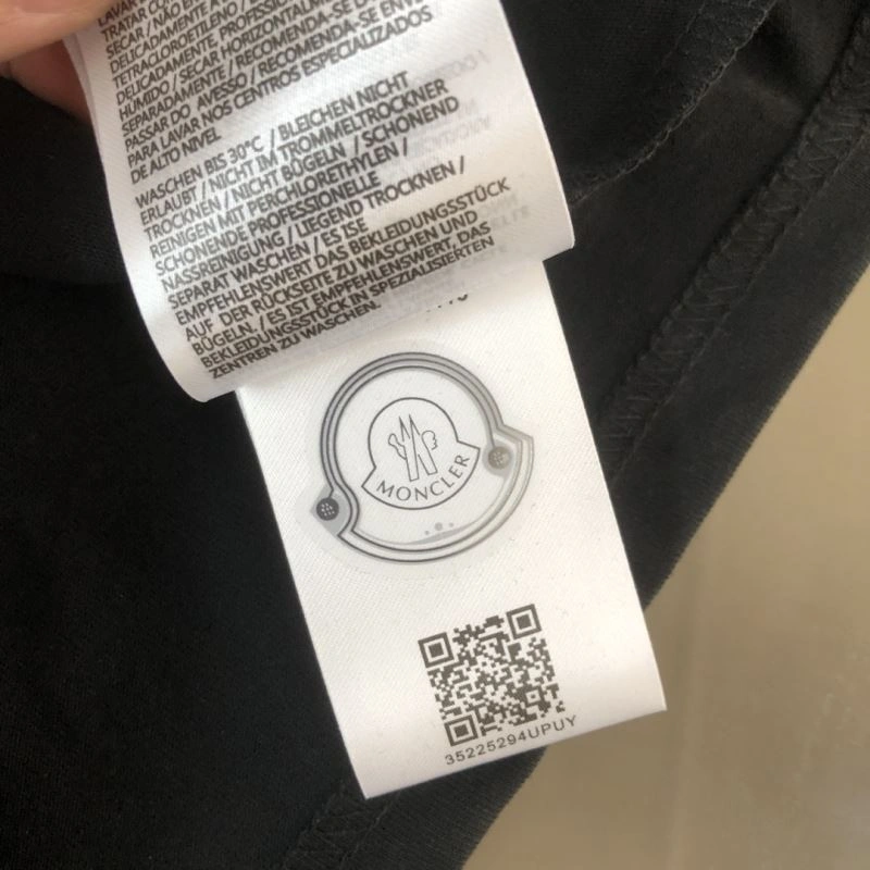 Efficient Moncler T-Shirts 142898