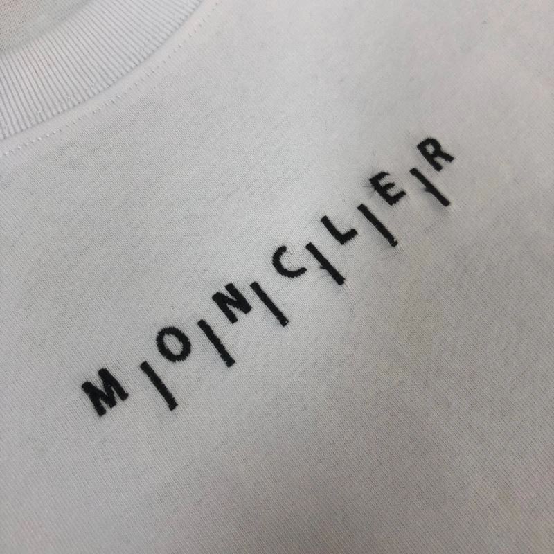 Flexible Moncler T-Shirts 142902