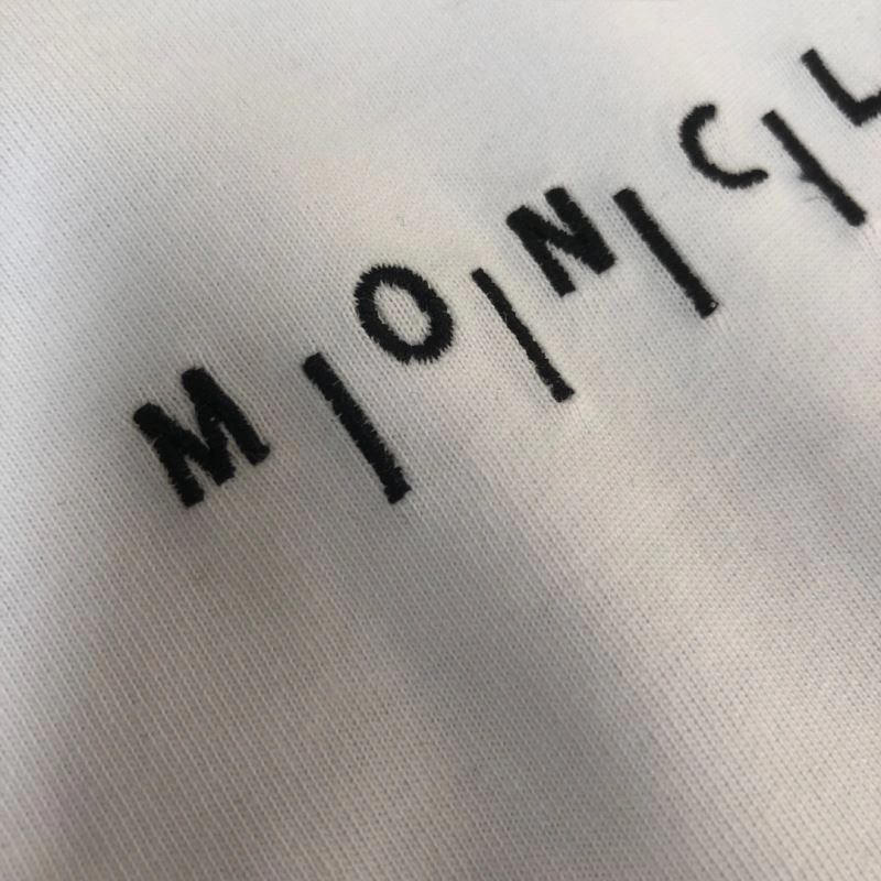 Flexible Moncler T-Shirts 142902