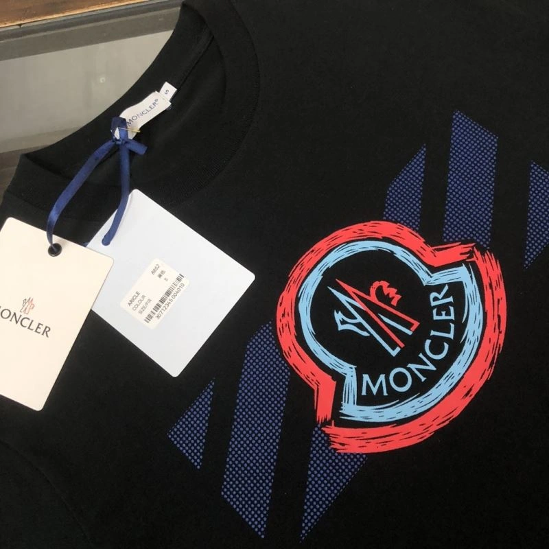 RelaxedFit Moncler T-Shirts 142916