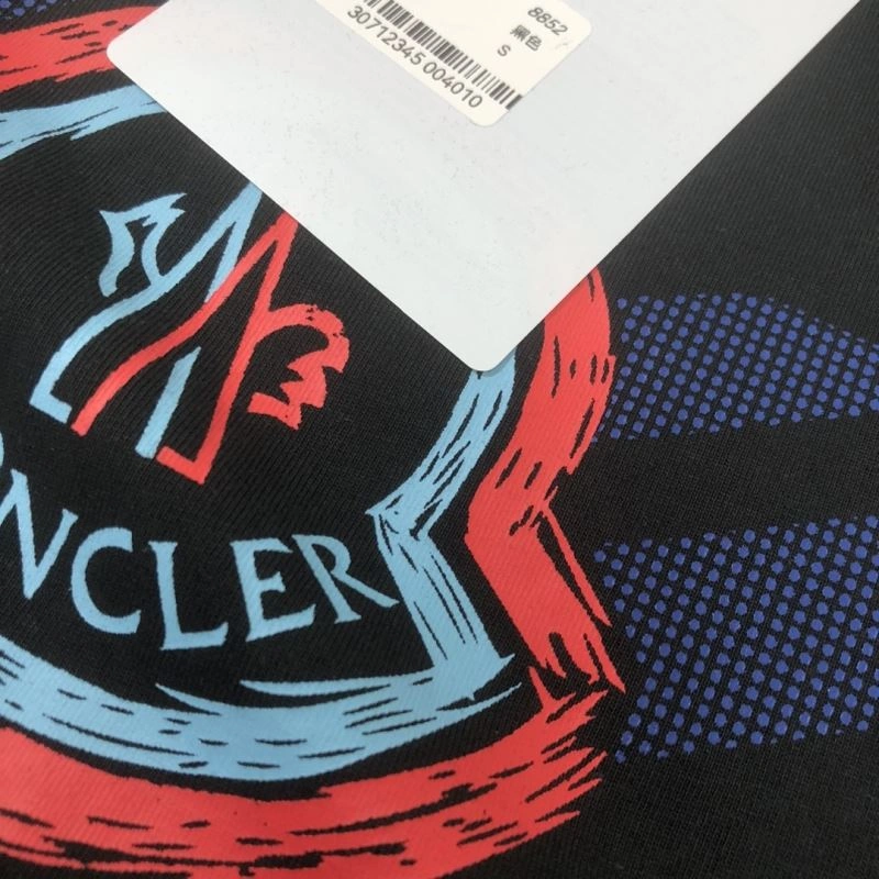 RelaxedFit Moncler T-Shirts 142916