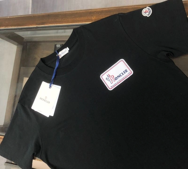 StreetReady Moncler T-Shirts 142900