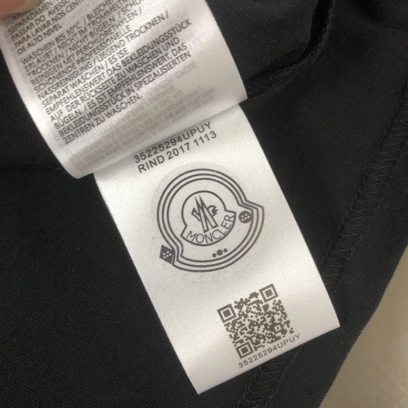 StreetReady Moncler T-Shirts 142900