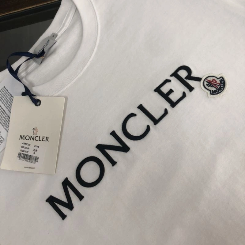 Moncler T-Shirts Compact 142894