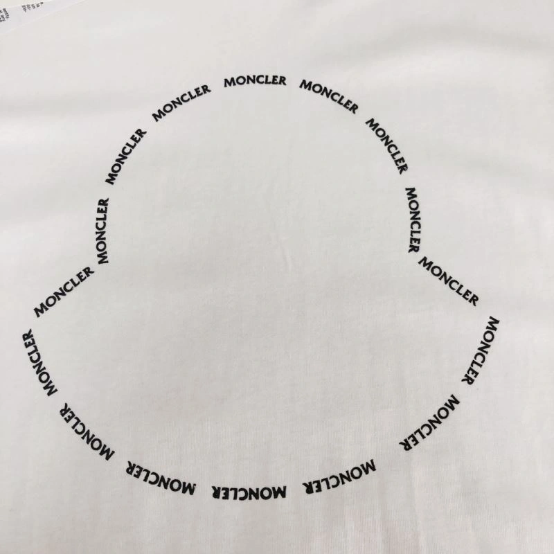 Bright Moncler T-Shirts 142893