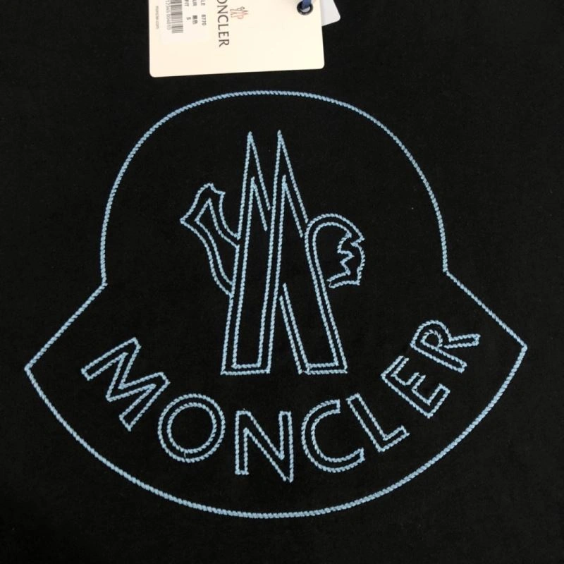 Moncler T-Shirts MultiPurpose 142892