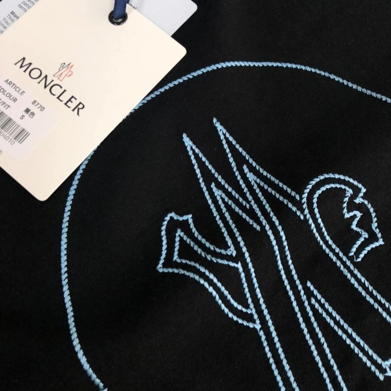 Moncler T-Shirts MultiPurpose 142892