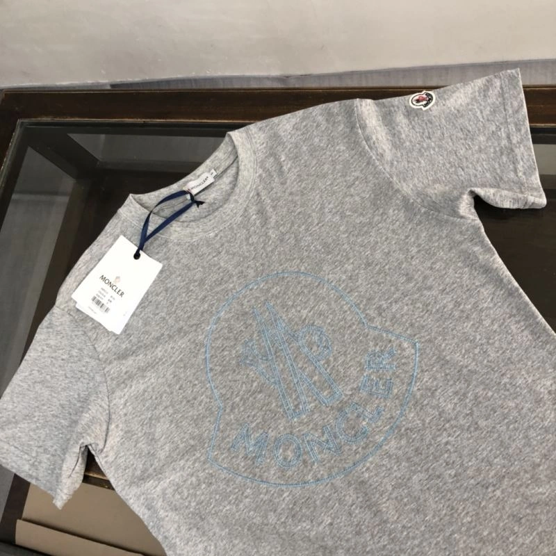 Classic Moncler T-Shirts 142887