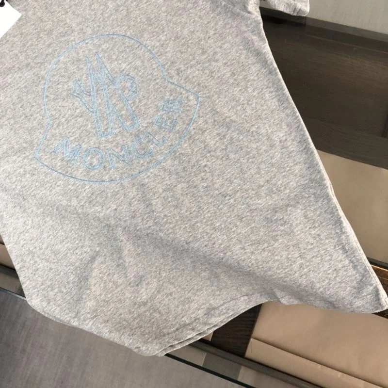 Classic Moncler T-Shirts 142887