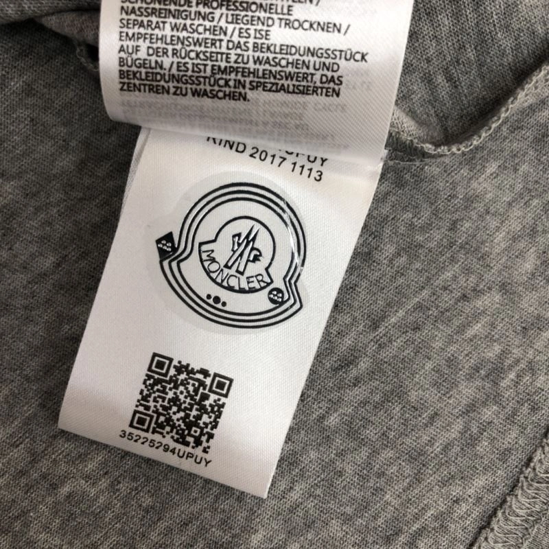 Classic Moncler T-Shirts 142887