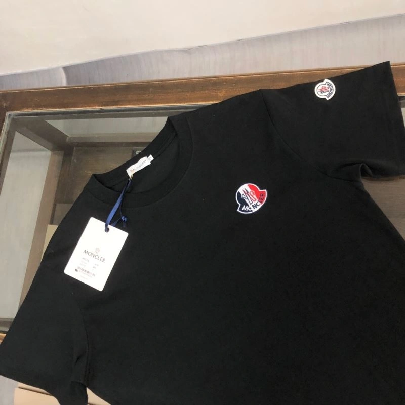 Moncler T-Shirts Flexible 142886
