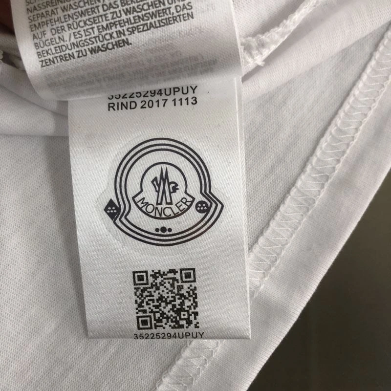 Moncler T-Shirts MultiPurpose 142885
