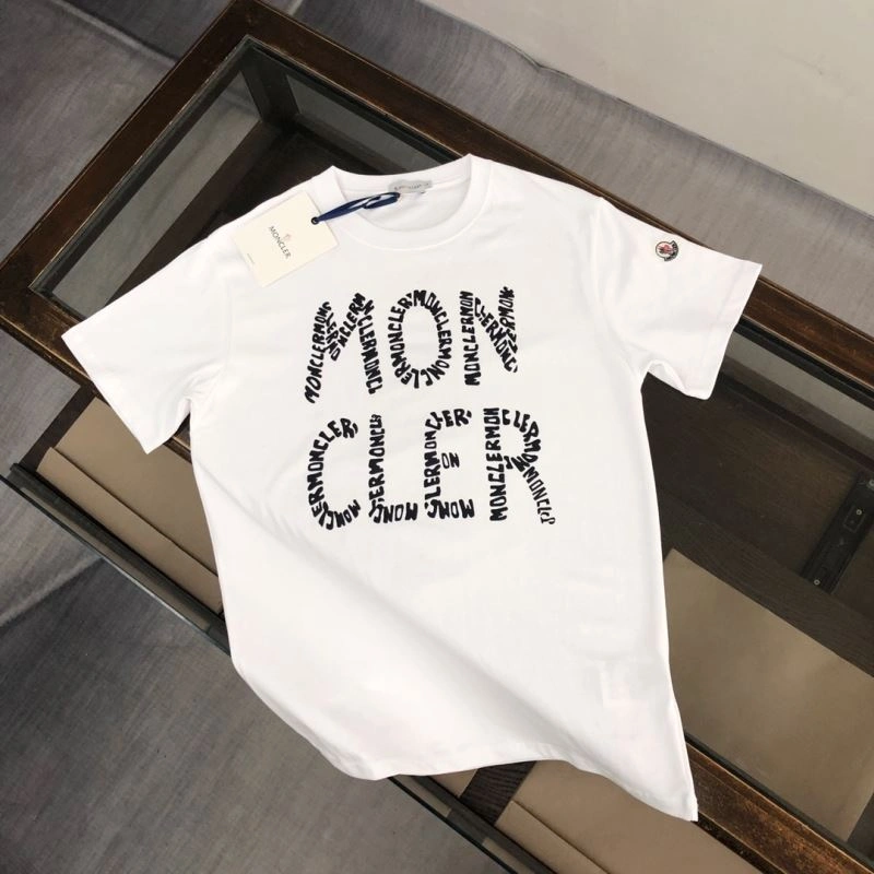 Moncler T-Shirts Sporty 142874