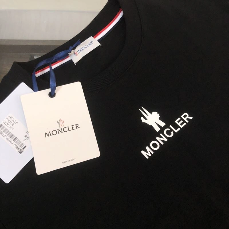 Seasonal Moncler T-Shirts 142870