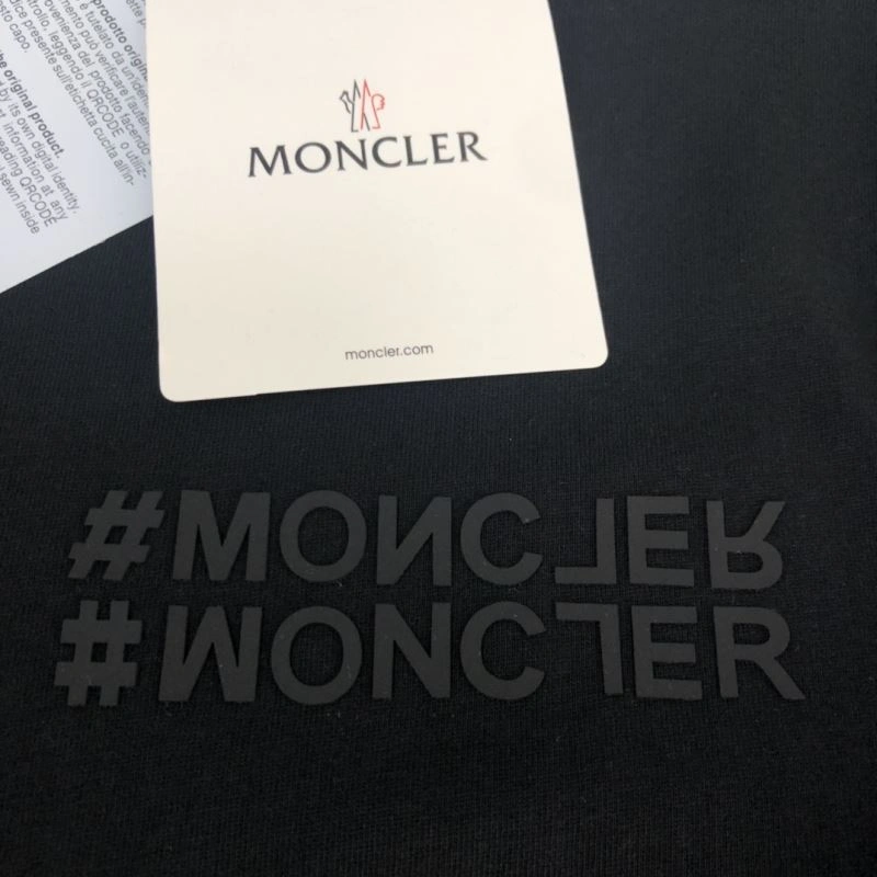 Moncler T-Shirts Durable 142872