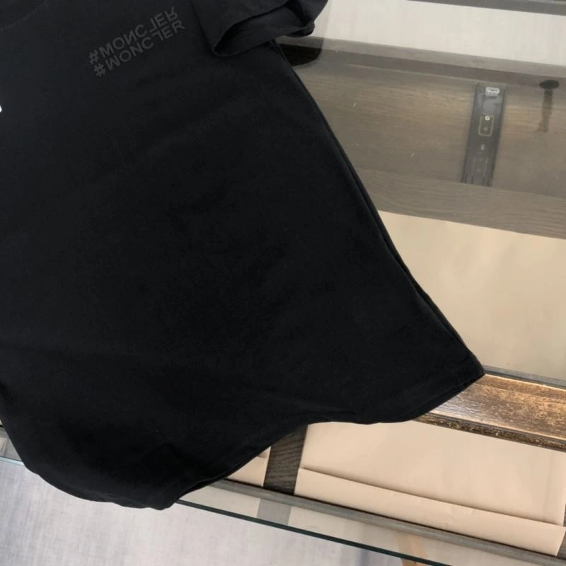 Moncler T-Shirts Durable 142872