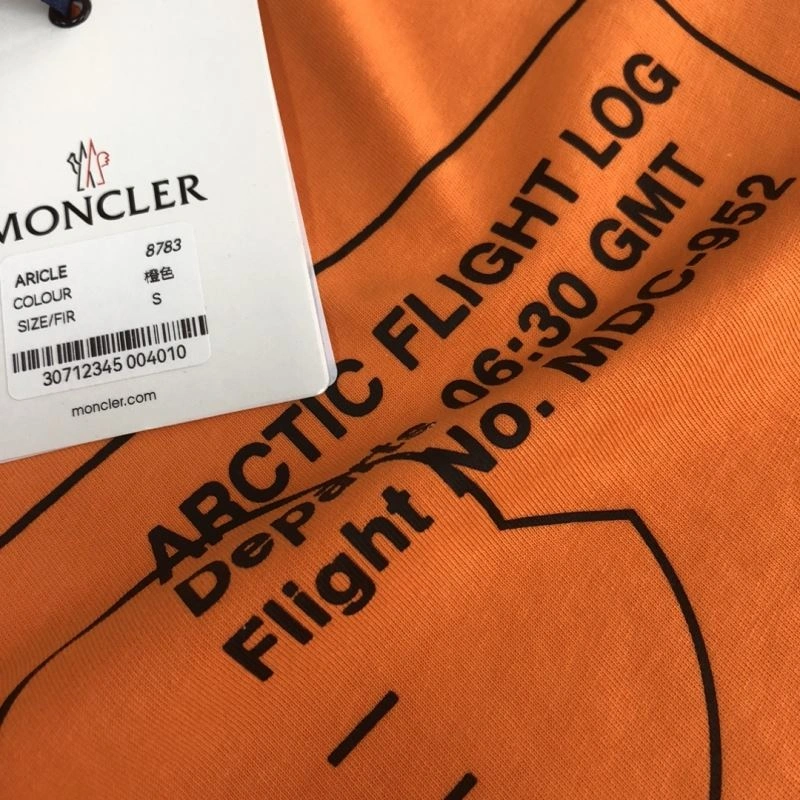 Moncler T-Shirts Comfortable 142876