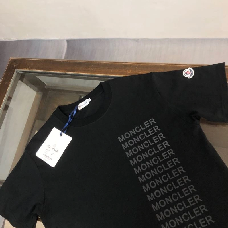 Youthful Moncler T-Shirts 142867