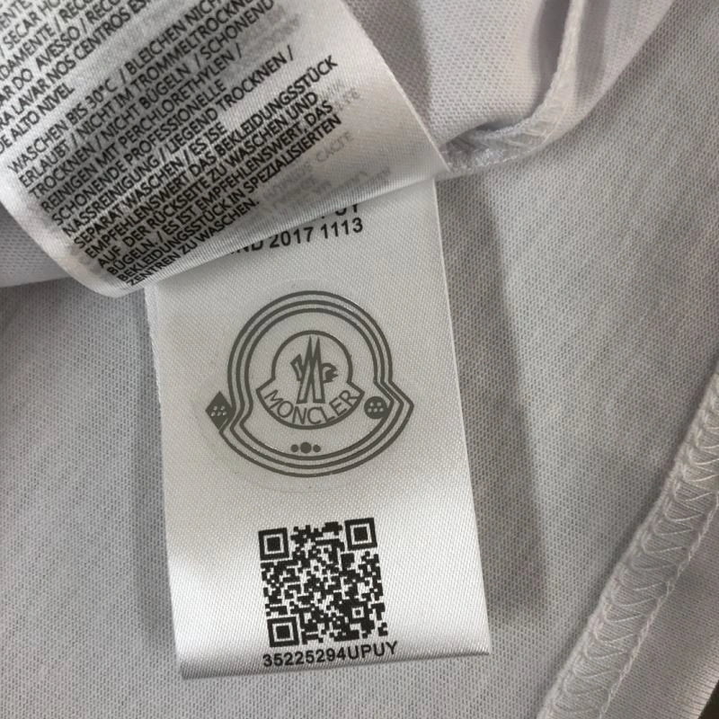 Versatile Moncler T-Shirts 142883