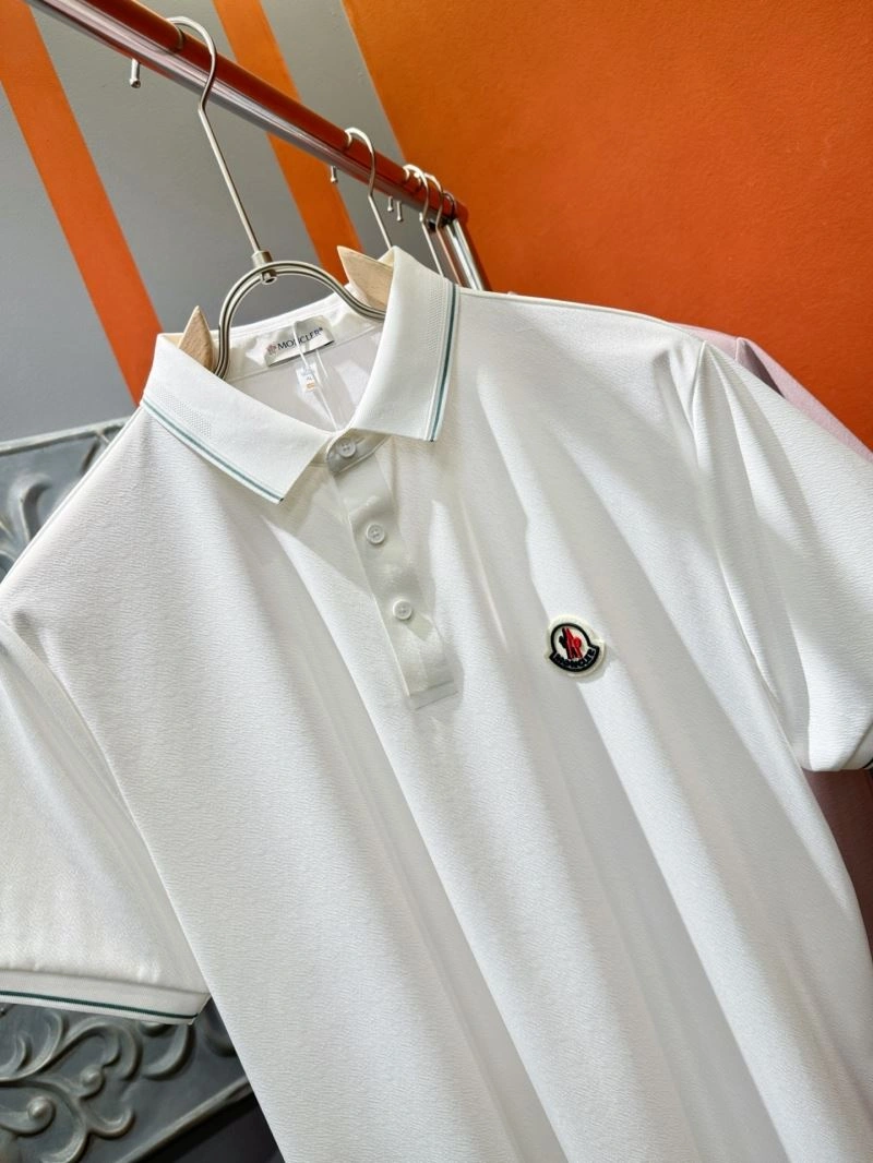 Minimalist Moncler T-Shirts 142335